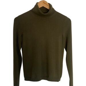 NWT  Hugo Boss Superfine Merino Wool Turtleneck Sweater XSmall
